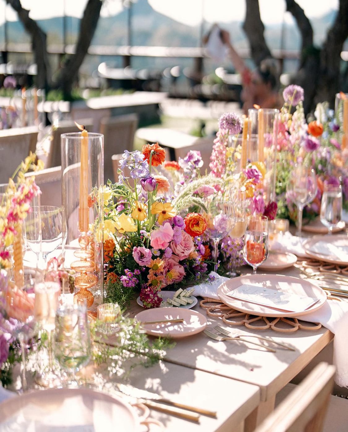 Mariage au bord de la plage en Provence au coucher du soleil