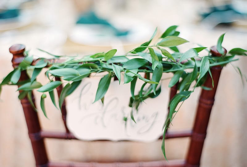 Détails raffinés d’une décoration de mariage romantique à Paris